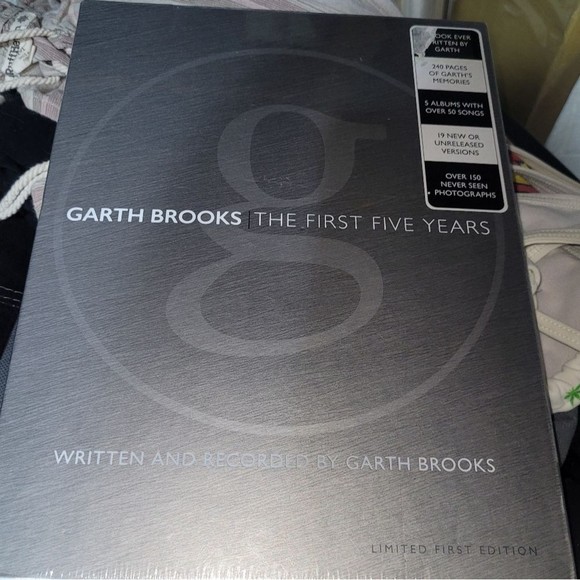 Garth Brooks - The First Five Years - Picture 1 of 2